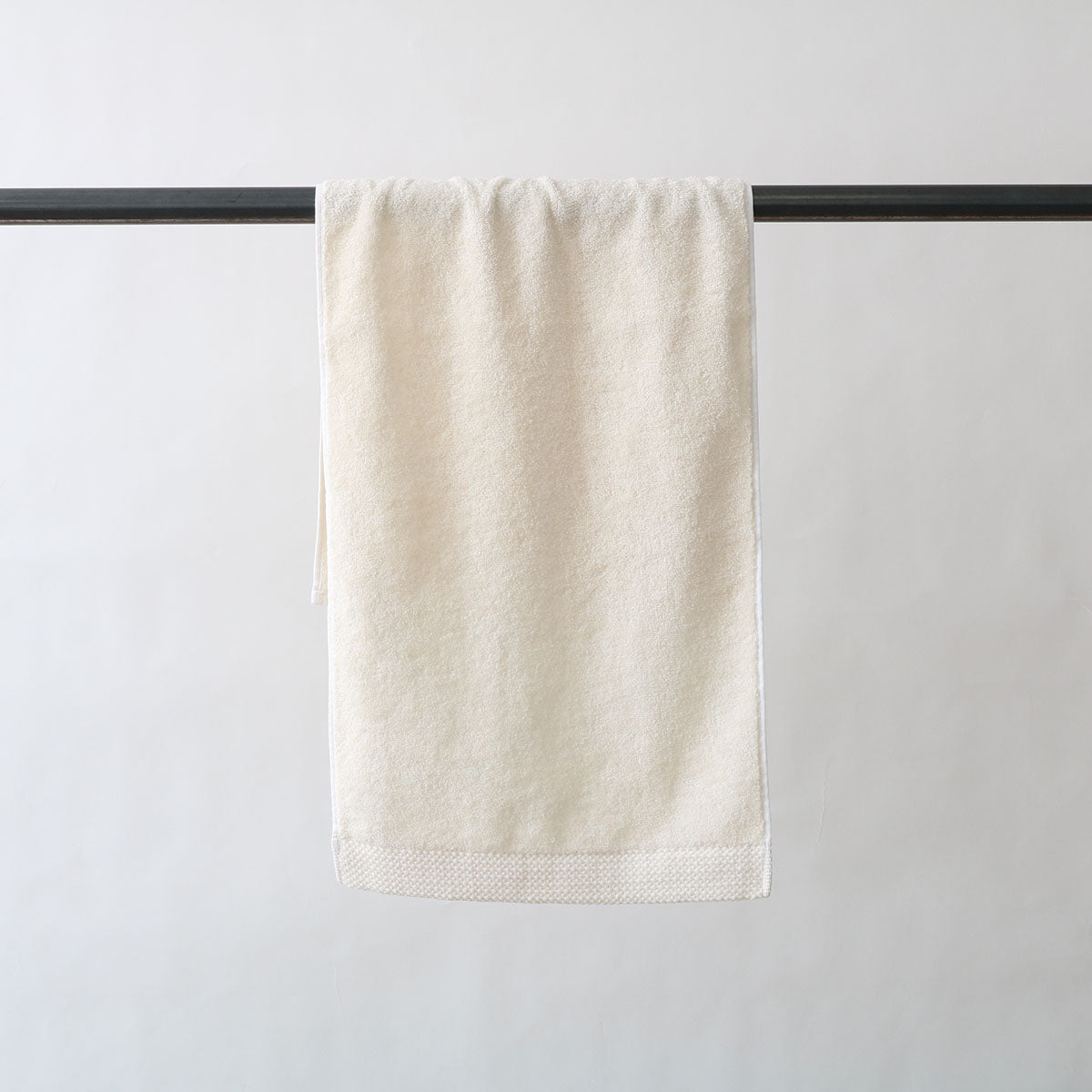 軽やかな甘撚りフェイスタオル